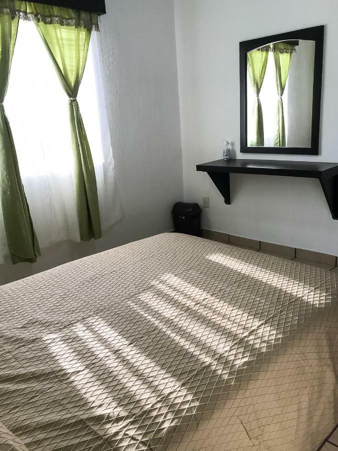 Comodo Departamento Текила Екстериор снимка